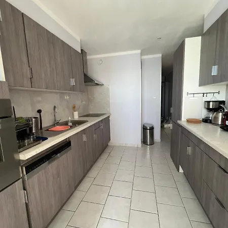 La Goelette Ou Souleou Front De 3etoiles 2 Apartman *