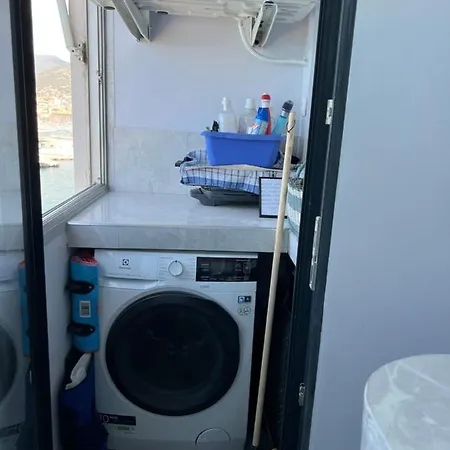 La Goelette Ou Souleou Front De 3etoiles 2 * Toulon